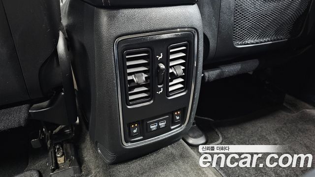 Jeep Cherokee 2015 — photo 18