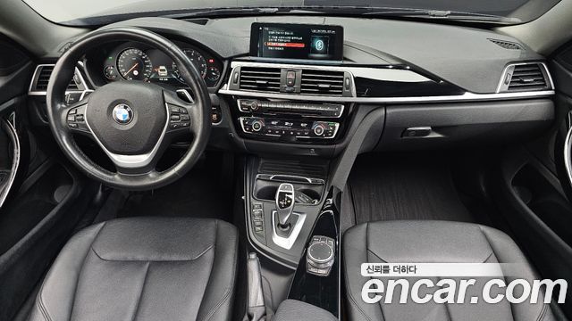 BMW 4-Series 2020 — photo 10