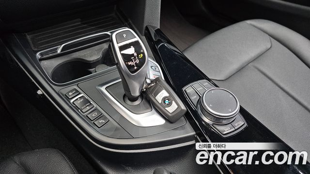 BMW 4-Series 2020 — photo 12