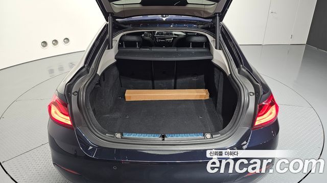 BMW 4-Series 2020 — photo 31