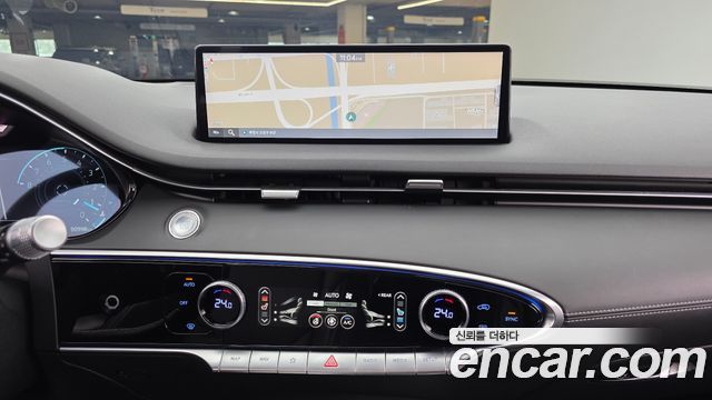Genesis GV70 2024 — photo 14