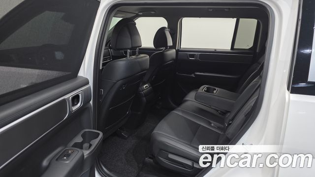 Hyundai Santafe 2024 — photo 18