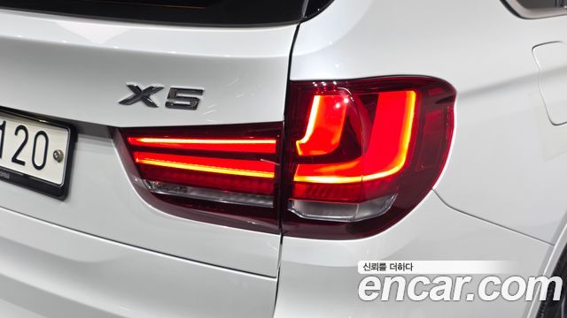 BMW X5 2018 — photo 9