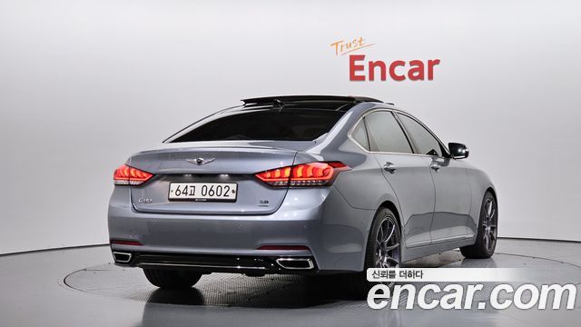 Genesis G80 2017 — photo 2