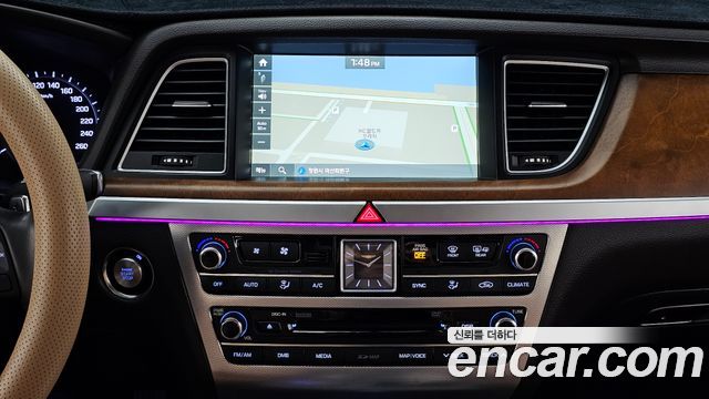 Genesis G80 2017 — photo 20