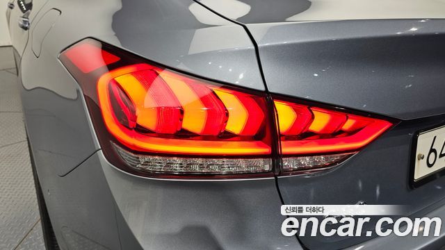 Genesis G80 2017 — photo 9