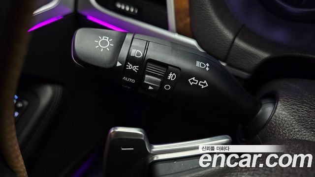 Genesis G80 2017 — photo 30
