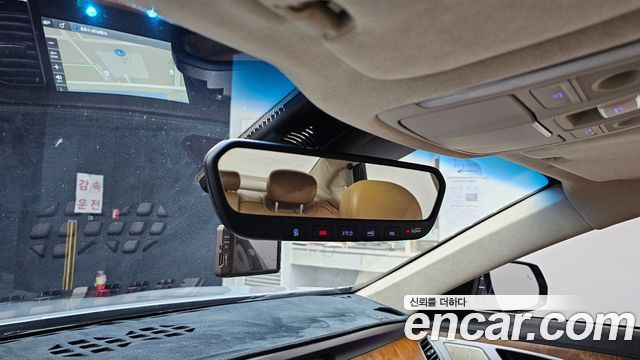 Genesis G80 2017 — photo 31