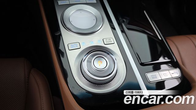 Genesis G80 2022 — photo 9