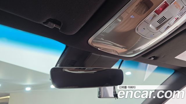 Genesis G80 2022 — photo 18