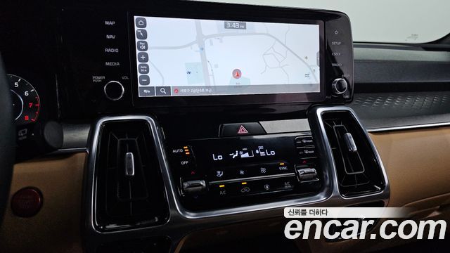 Kia Sorento 2023 — photo 25