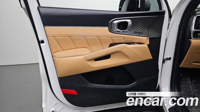 Kia Sorento 2023 — photo 14