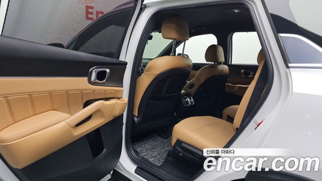 Kia Sorento 2023 — photo 16