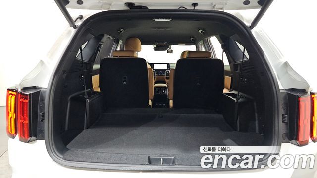 Kia Sorento 2023 — photo 32