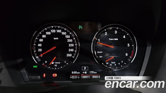 BMW 1-Series 2018 — photo 11