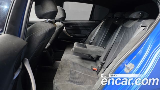 BMW 1-Series 2018 — photo 17