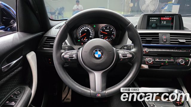 BMW 1-Series 2018 — photo 20