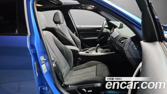 BMW 1-Series 2018 — photo 16