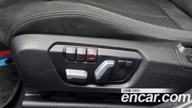 BMW 1-Series 2018 — photo 29