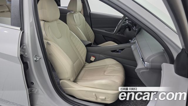 Hyundai AVANTE 2024 — photo 17