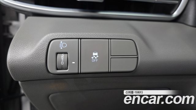 Hyundai AVANTE 2024 — photo 25