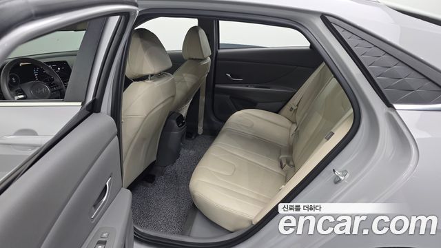 Hyundai AVANTE 2024 — photo 16