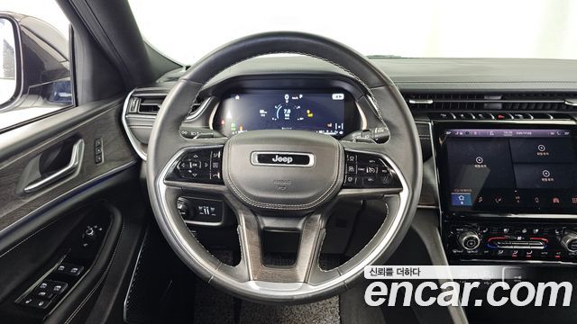 Jeep Cherokee 2021 — photo 13