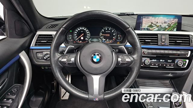 BMW 3-Series 2018 — photo 19