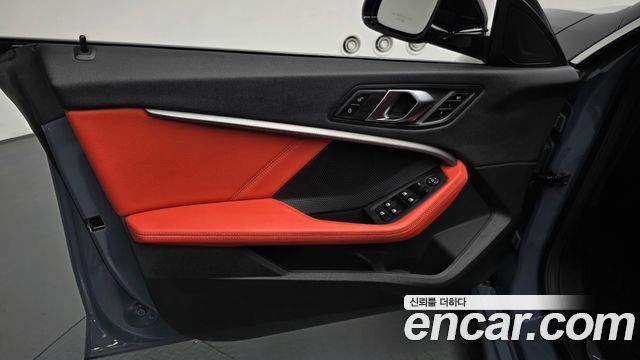 BMW 2-Series 2023 — photo 14