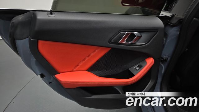 BMW 2-Series 2023 — photo 15