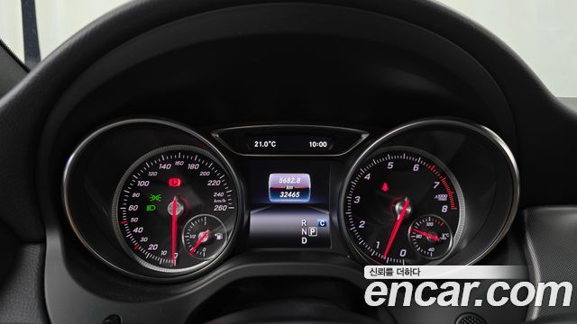Mercedes-Benz CLA-Class 2018 — photo 11
