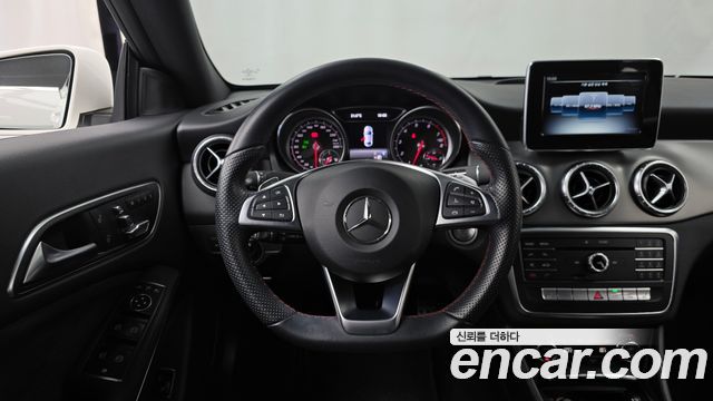 Mercedes-Benz CLA-Class 2018 — photo 19
