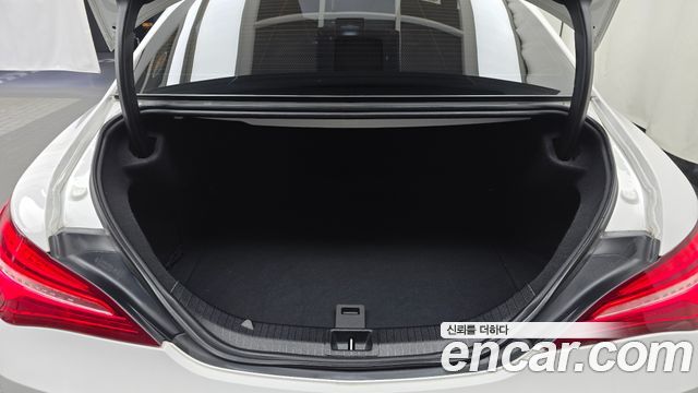 Mercedes-Benz CLA-Class 2018 — photo 23