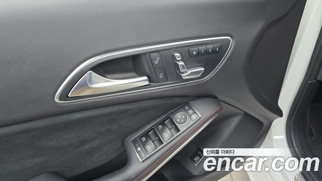 Mercedes-Benz CLA-Class 2018 — photo 28