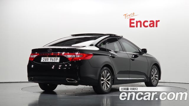 Hyundai Grandeur 2011 — photo 2