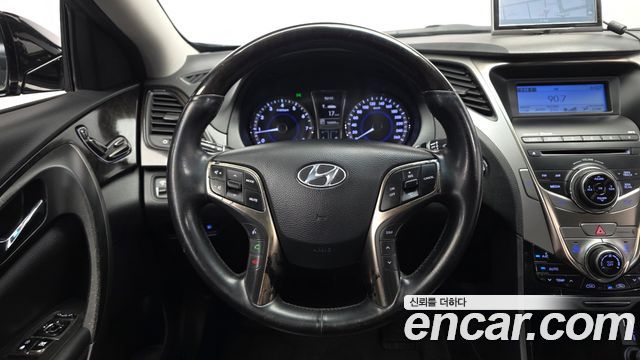 Hyundai Grandeur 2011 — photo 19