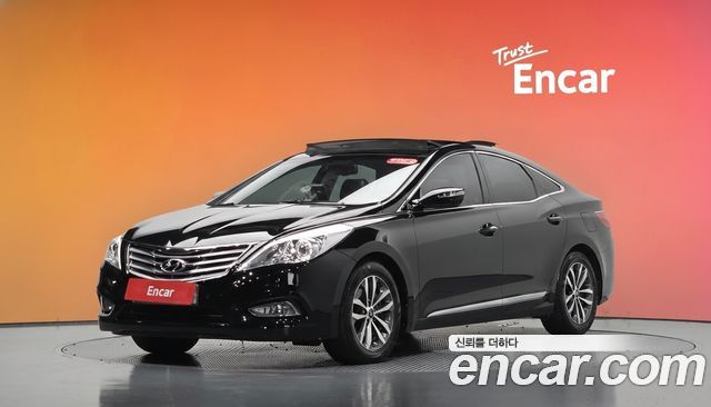 Hyundai Grandeur 2011 — photo 1