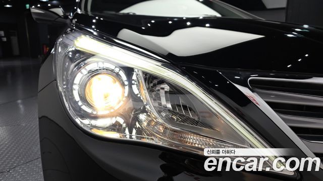 Hyundai Grandeur 2011 — photo 8