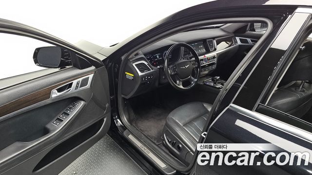 Genesis G80 2020 — photo 17