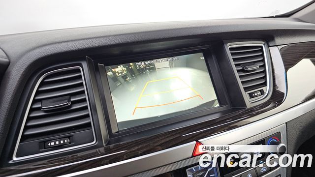 Genesis G80 2020 — photo 20