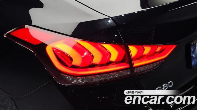 Genesis G80 2020 — photo 9