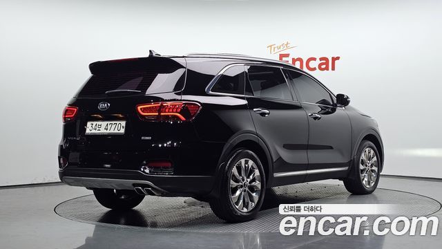 Kia Sorento 2018 — photo 2