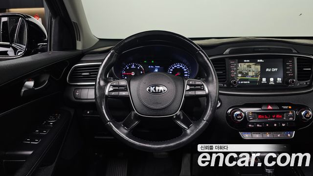 Kia Sorento 2018 — photo 12