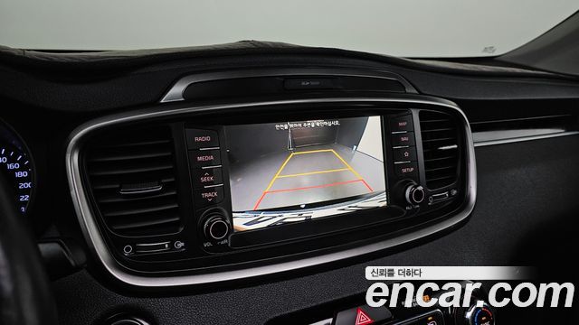 Kia Sorento 2018 — photo 15
