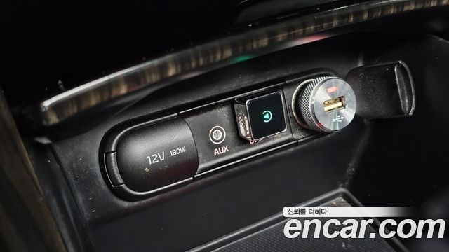Kia Sorento 2018 — photo 16