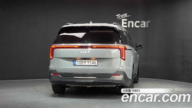 Kia Canival 2025 — photo 4