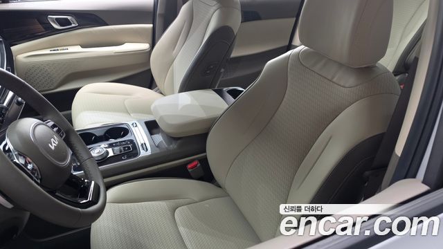 Kia Canival 2025 — photo 32