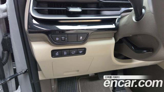 Kia Canival 2025 — photo 39