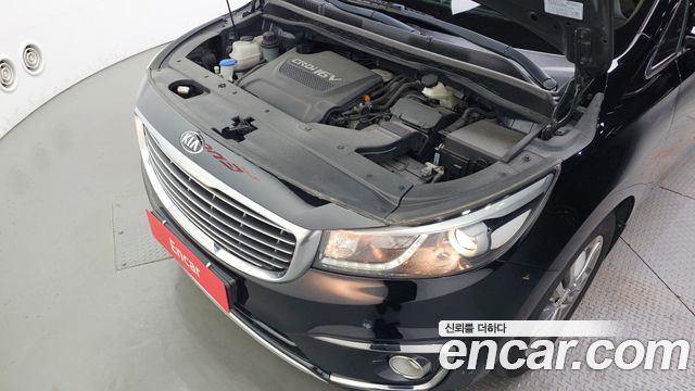 Kia Canival 2018 — photo 6