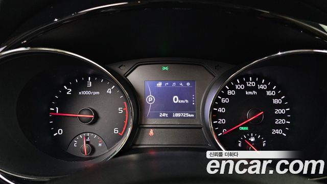 Kia Canival 2018 — photo 8